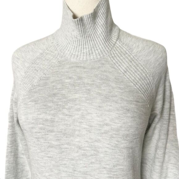 Lululemon Keep It Cozy Dress in Heathered Core Ultra Light Gray Size 8 - Picture 2 of 5